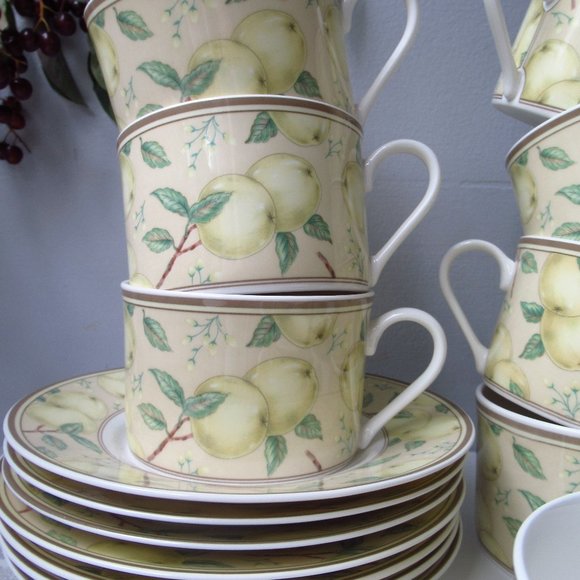 Fine Porcelain Set 8 mugs & 8 Saucers Apple Orchard by Stokes Casual MagnaStrong - Picture 5 of 16
